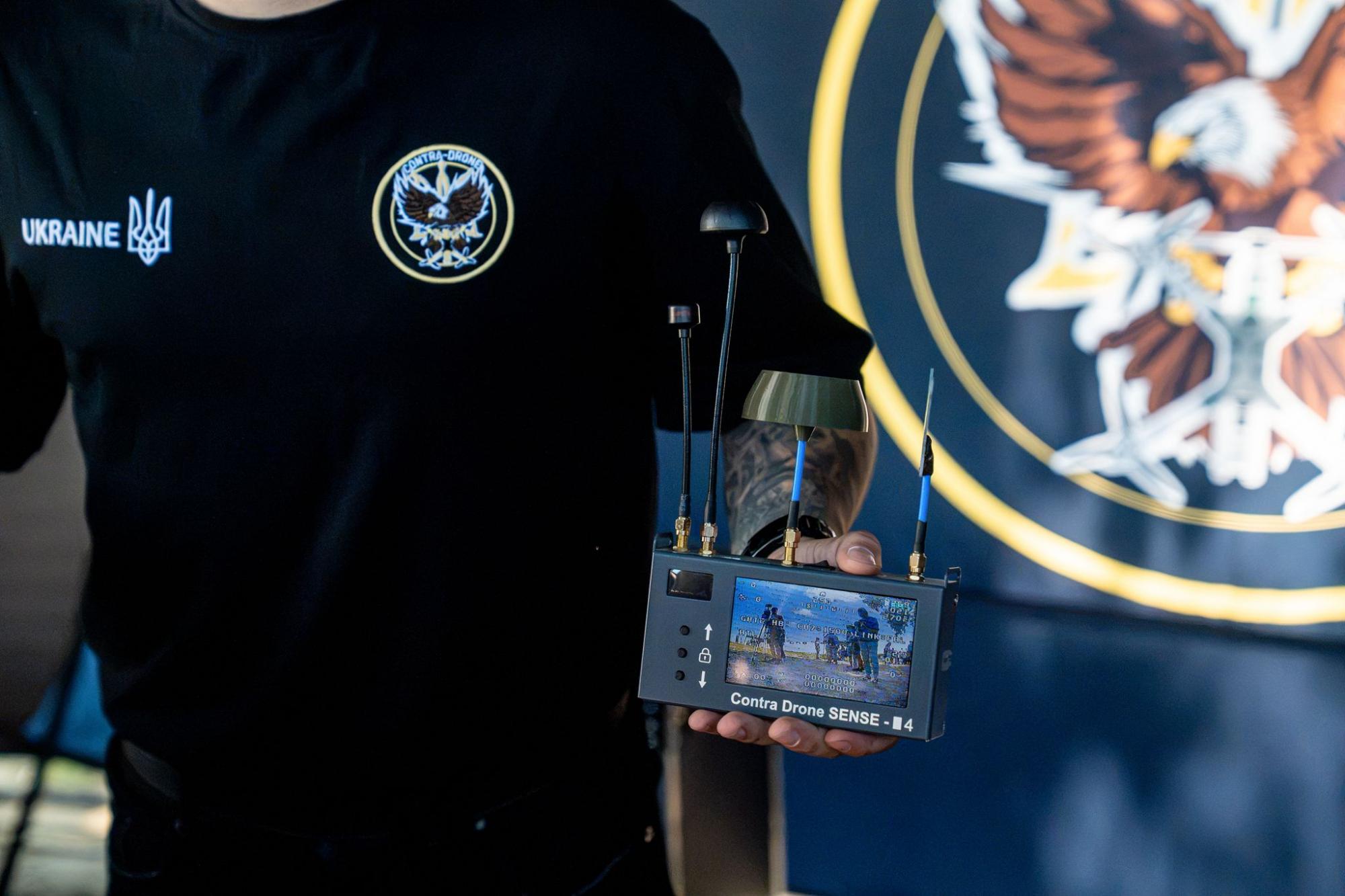 Ukraine unveils mini air defense to shoot down FPV drones and Peace Duck interceptor